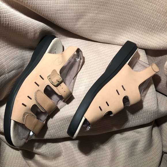 Propet women Sandals Buckle pink Leather, 10 - Picture 2 of 9